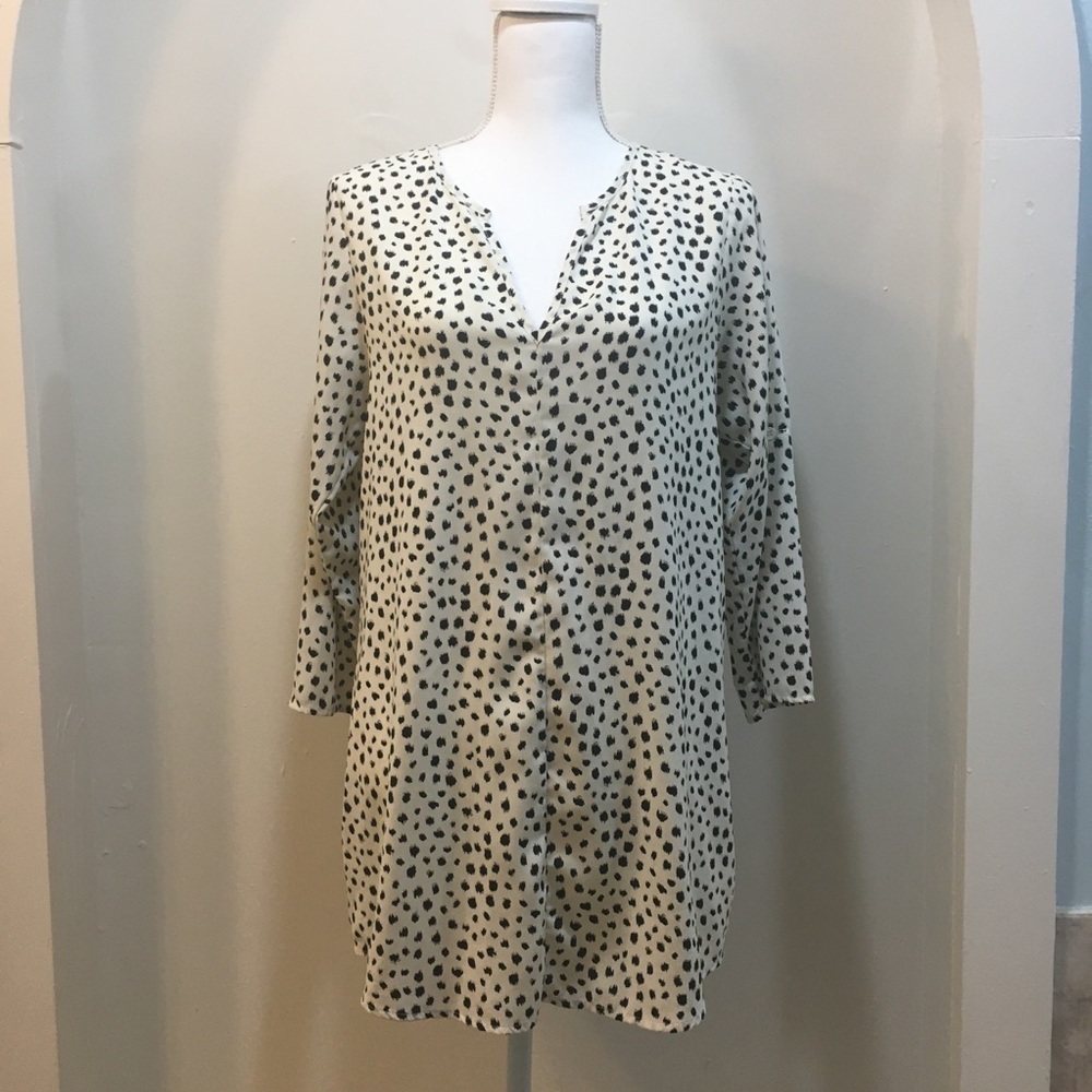 19 Cooper Clemency Split Neck Tunic